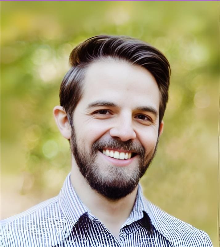 expand-Picsart-AiImageEnhancer